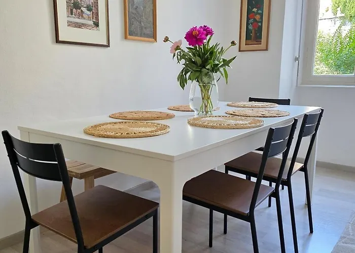 Palacinema - Old Town شقة لوكارنو