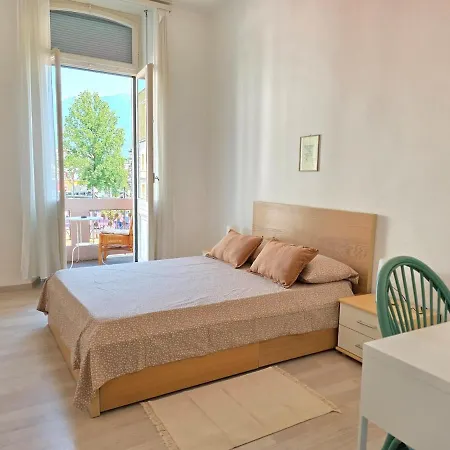 Palacinema - Old Town Apartman